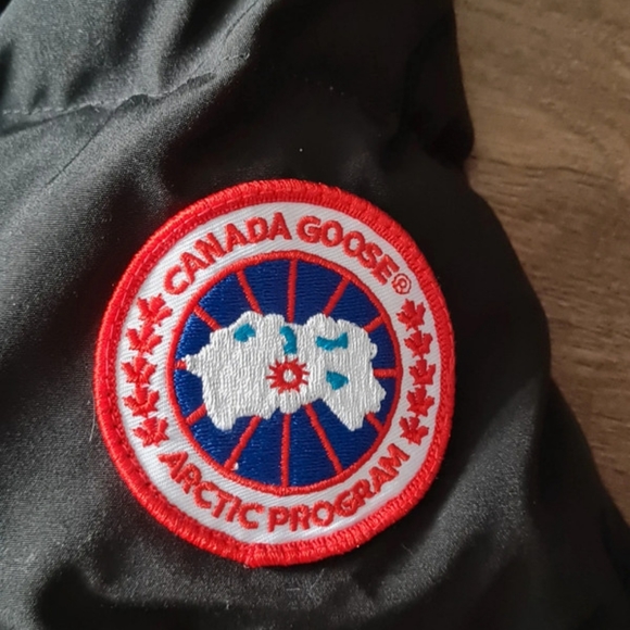 Canada Goose SOLARIS PARKA Down Parka - Picture 2 of 6